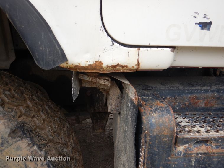 image for item DL3345 1996 Mack DM688S  ready mix truck