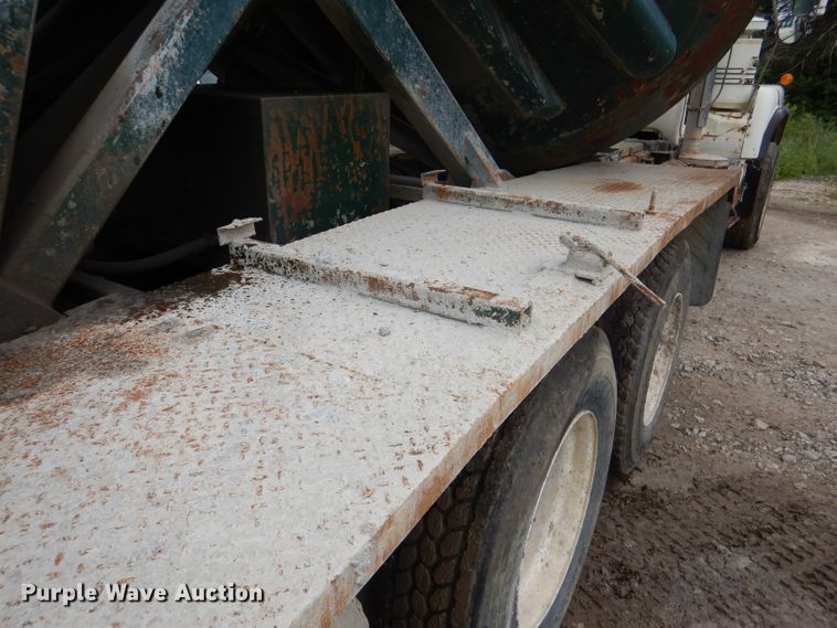 image for item DL3345 1996 Mack DM688S  ready mix truck