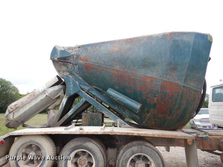 image for item DL3345 1996 Mack DM688S  ready mix truck