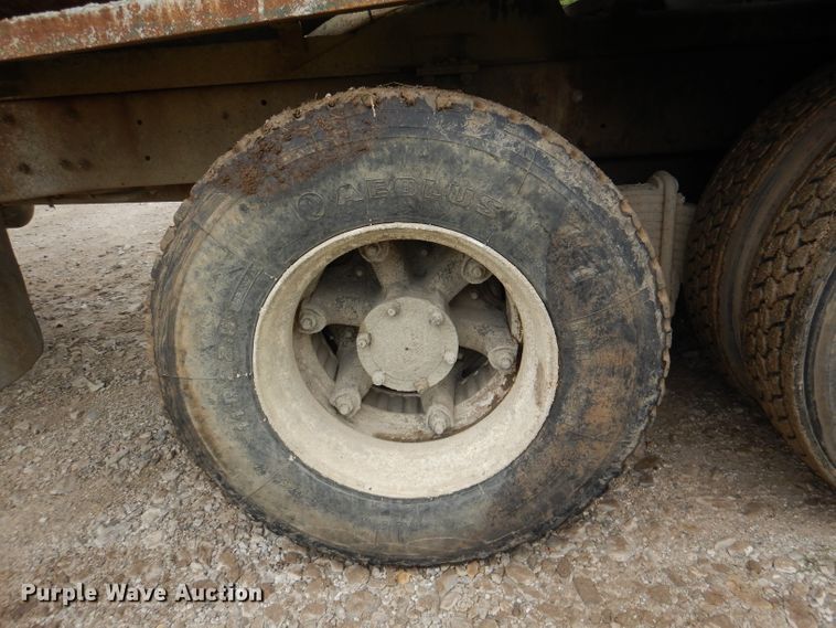 image for item DL3345 1996 Mack DM688S  ready mix truck