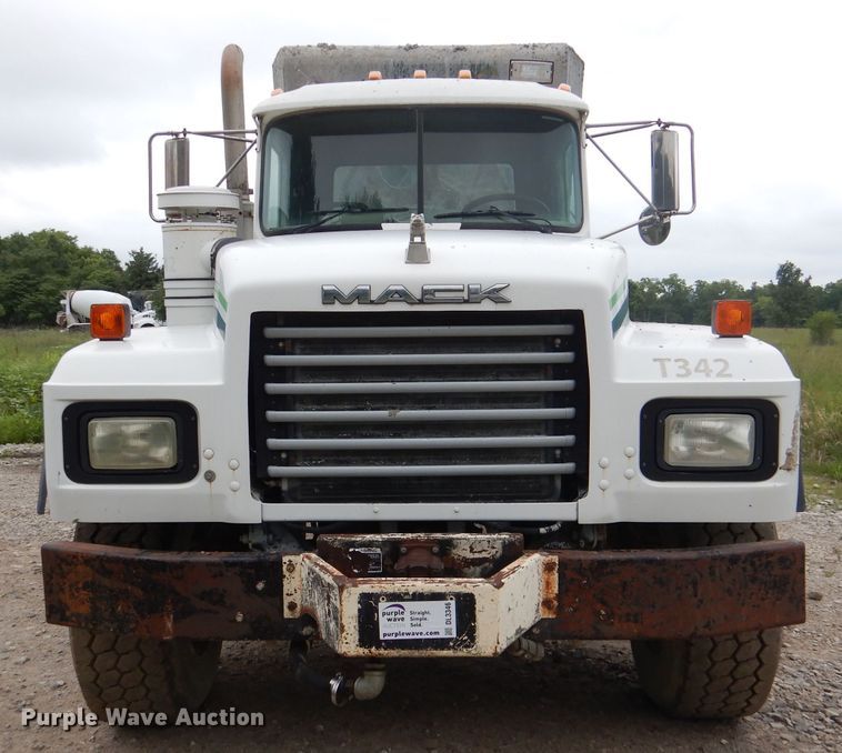 image for item DL3346 2001 Mack RD690S  ready mix truck