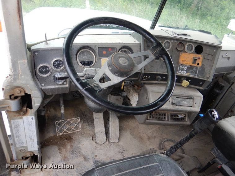 image for item DL3346 2001 Mack RD690S  ready mix truck