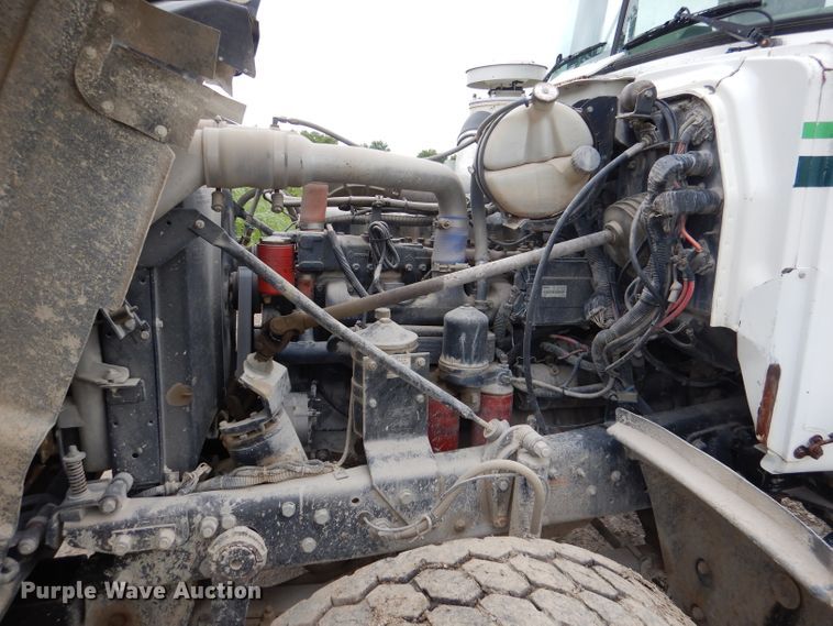 image for item DL3346 2001 Mack RD690S  ready mix truck