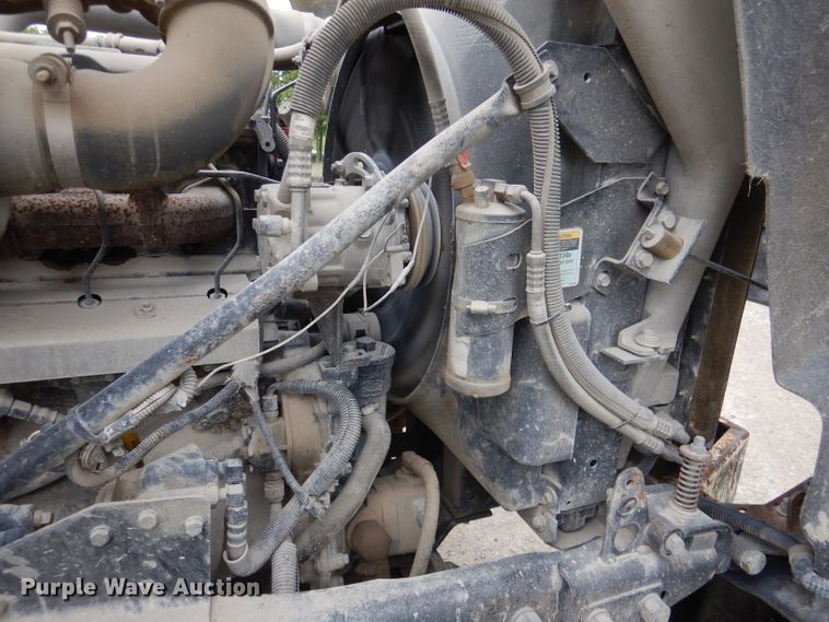 image for item DL3346 2001 Mack RD690S  ready mix truck