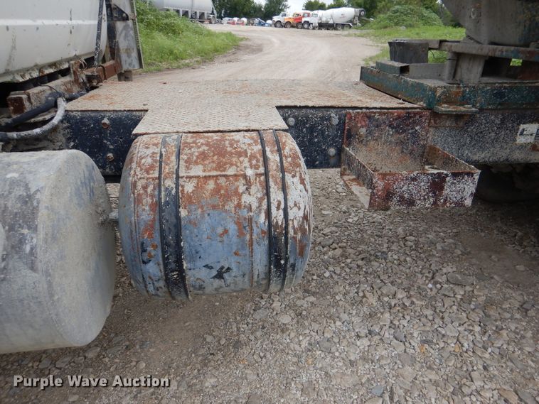 image for item DL3346 2001 Mack RD690S  ready mix truck