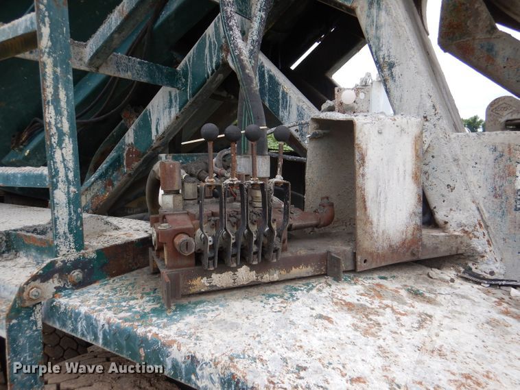 image for item DL3346 2001 Mack RD690S  ready mix truck