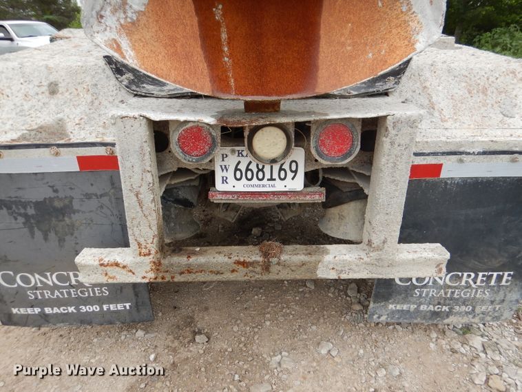 image for item DL3346 2001 Mack RD690S  ready mix truck