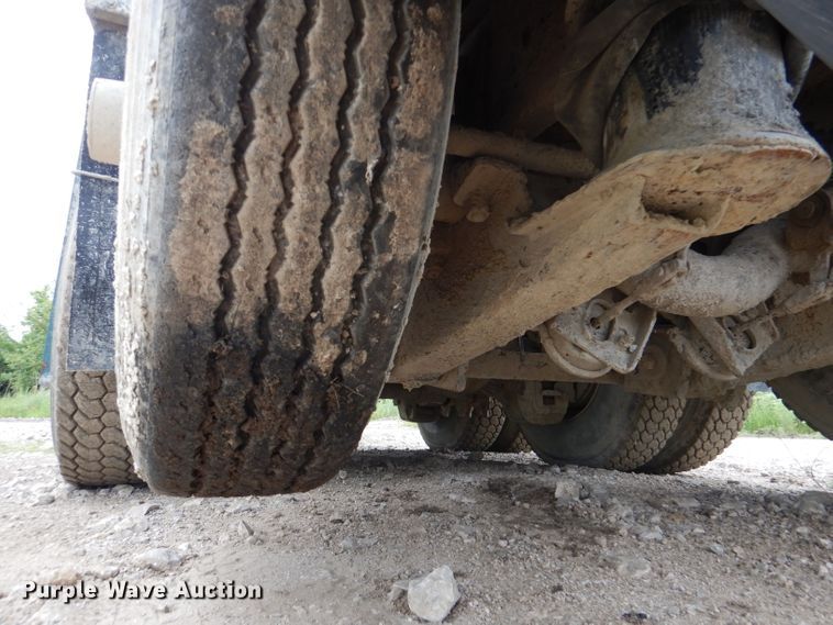 image for item DL3346 2001 Mack RD690S  ready mix truck