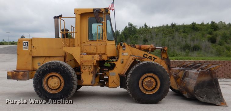 image for item DL3347 1984 Caterpillar 966D  wheel loader