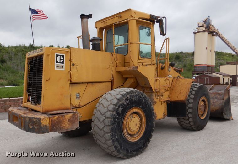 image for item DL3347 1984 Caterpillar 966D  wheel loader
