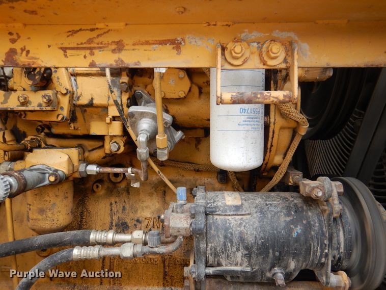 image for item DL3347 1984 Caterpillar 966D  wheel loader