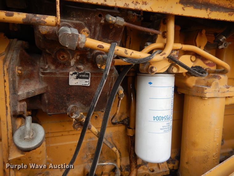 image for item DL3347 1984 Caterpillar 966D  wheel loader