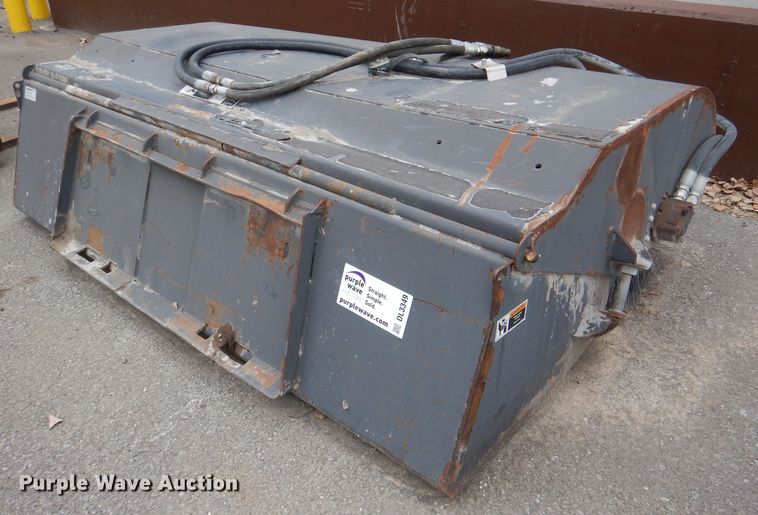 image for item DL3349 2006 Sweepster 20084M-0022  84"W skid steer broom