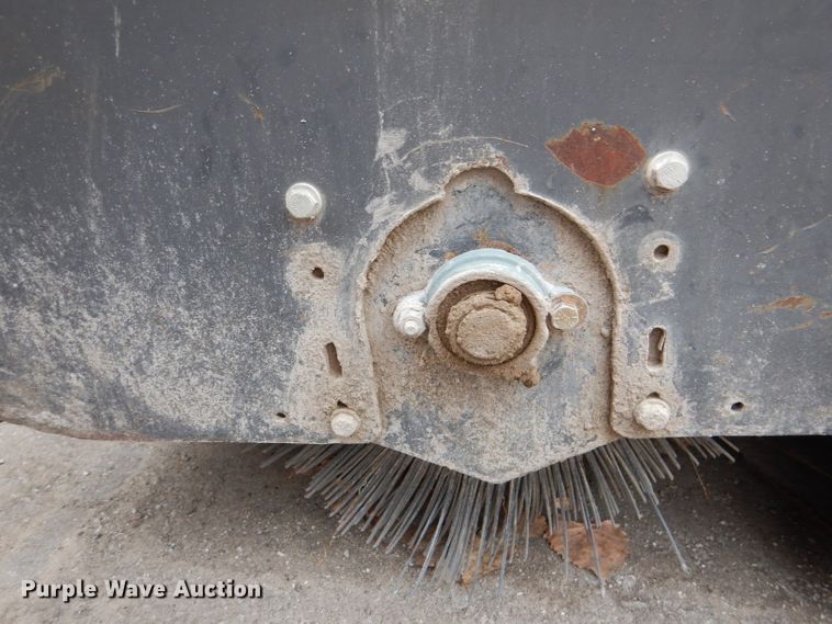 image for item DL3349 2006 Sweepster 20084M-0022  84"W skid steer broom