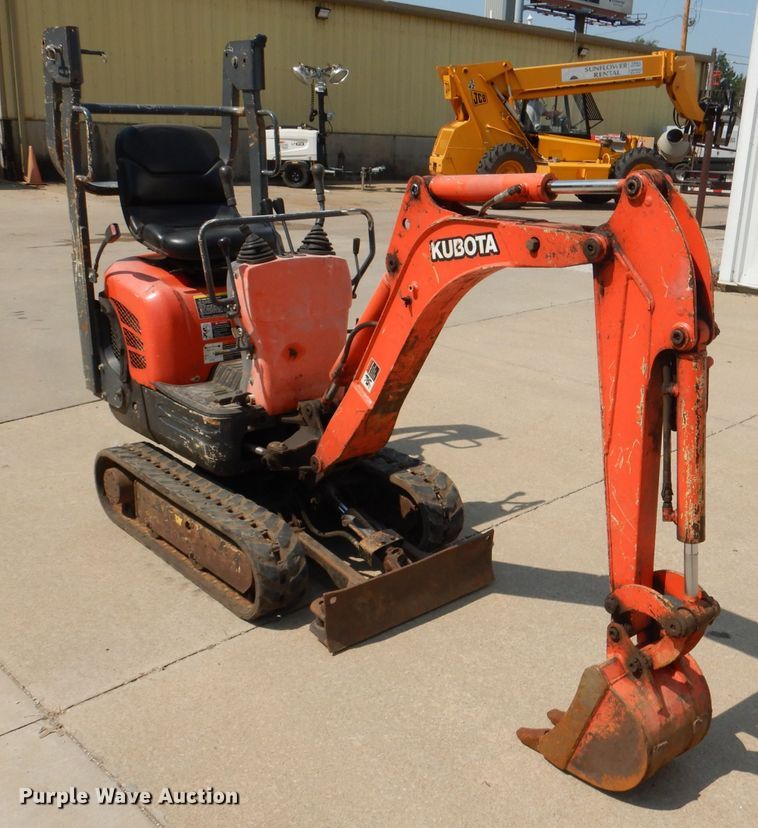 image for item DL3359 2013 Kubota K008-3  mini excavator