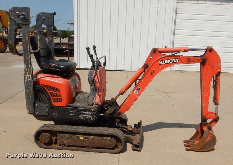 image for item DL3359 2013 Kubota K008-3  mini excavator