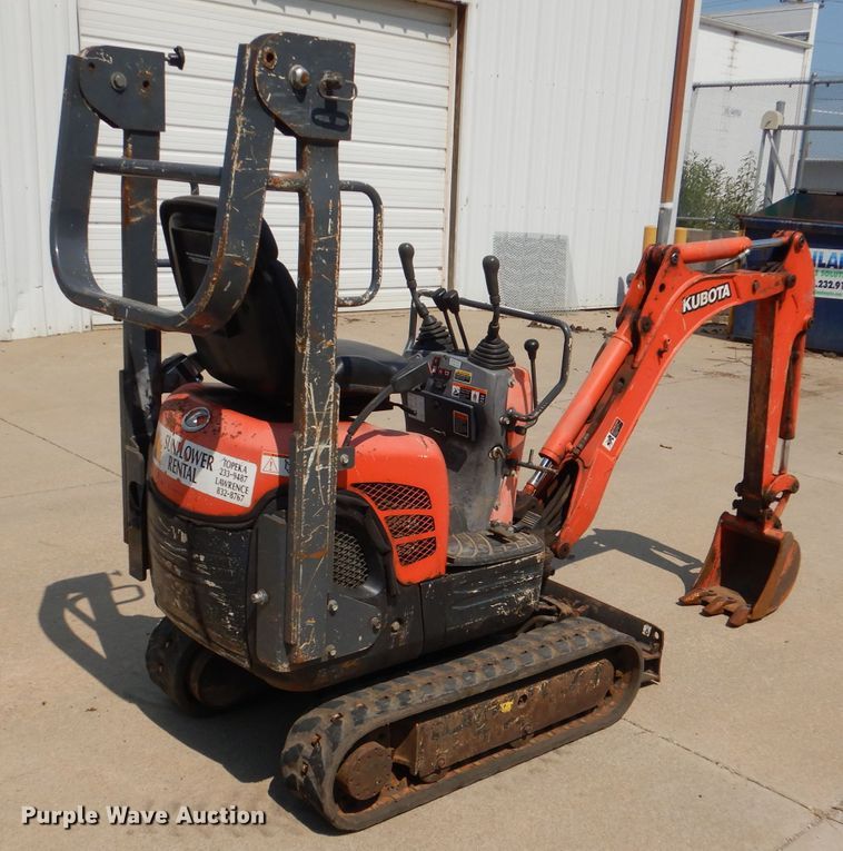 image for item DL3359 2013 Kubota K008-3  mini excavator