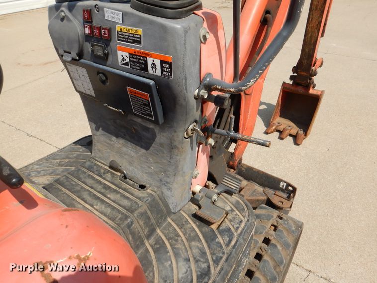 image for item DL3359 2013 Kubota K008-3  mini excavator