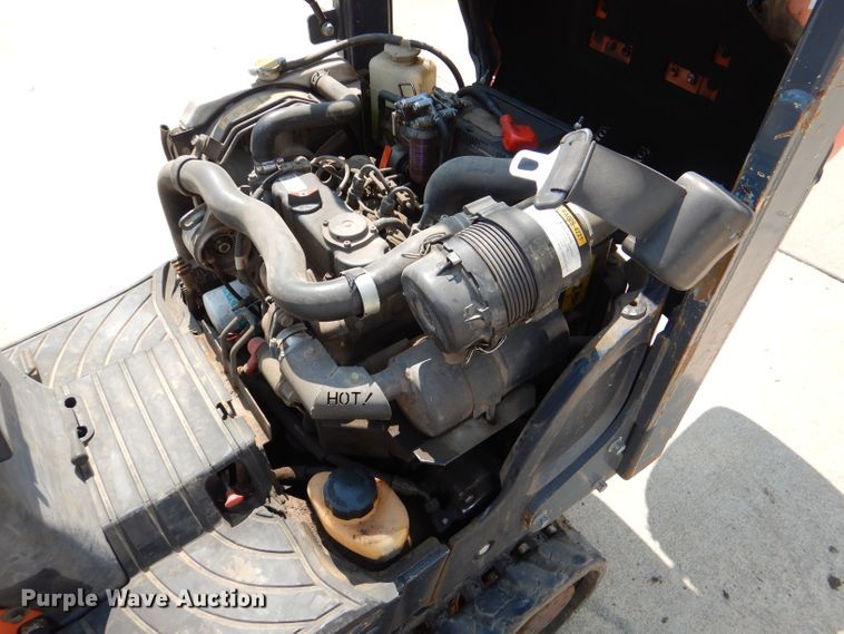 image for item DL3359 2013 Kubota K008-3  mini excavator