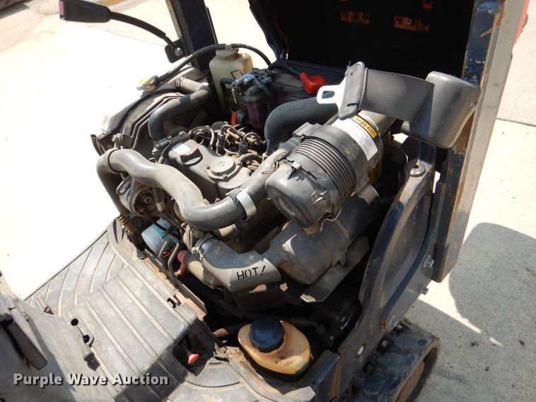 image for item DL3359 2013 Kubota K008-3  mini excavator