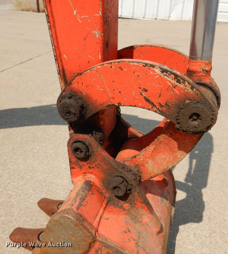 image for item DL3359 2013 Kubota K008-3  mini excavator