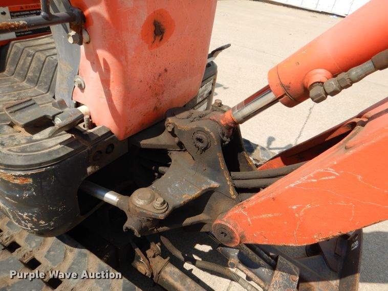 image for item DL3359 2013 Kubota K008-3  mini excavator