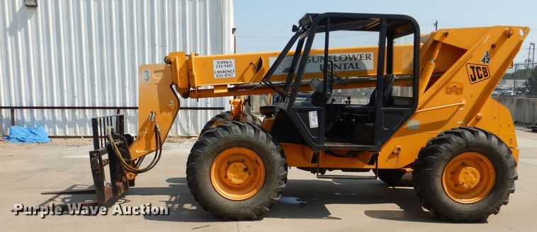 image for item DL3360 2005 JCB 506C  telehandler