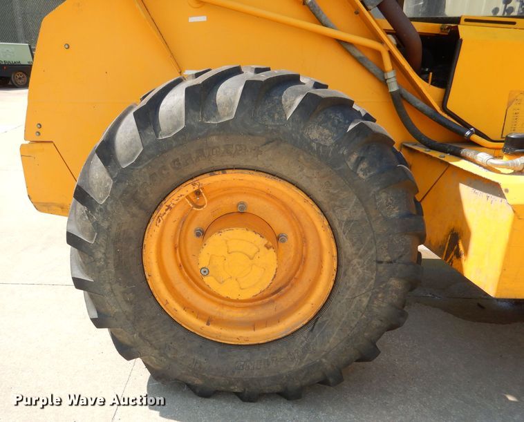 image for item DL3360 2005 JCB 506C  telehandler