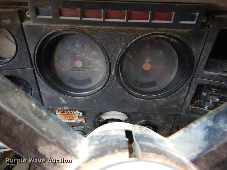 image for item DL3361 1985 GMC C7000  crane truck