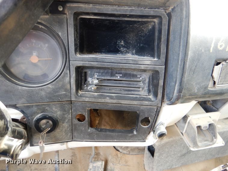 image for item DL3361 1985 GMC C7000  crane truck