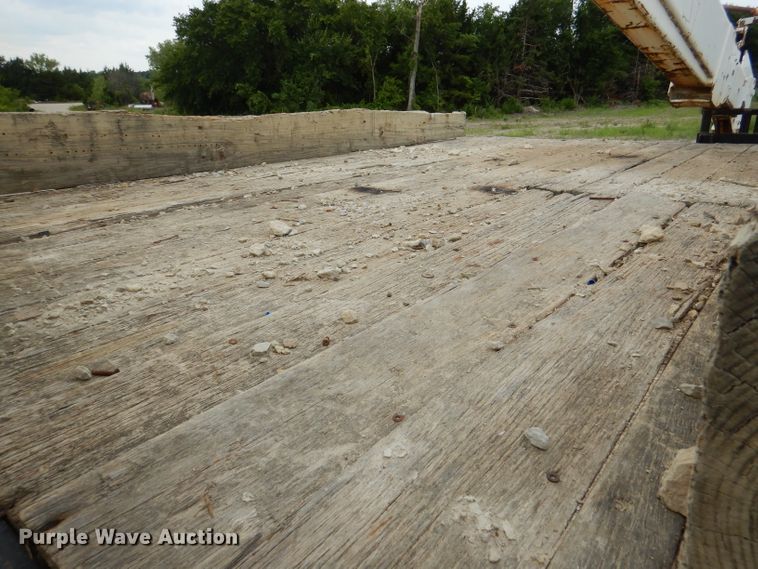 image for item DL3361 1985 GMC C7000  crane truck