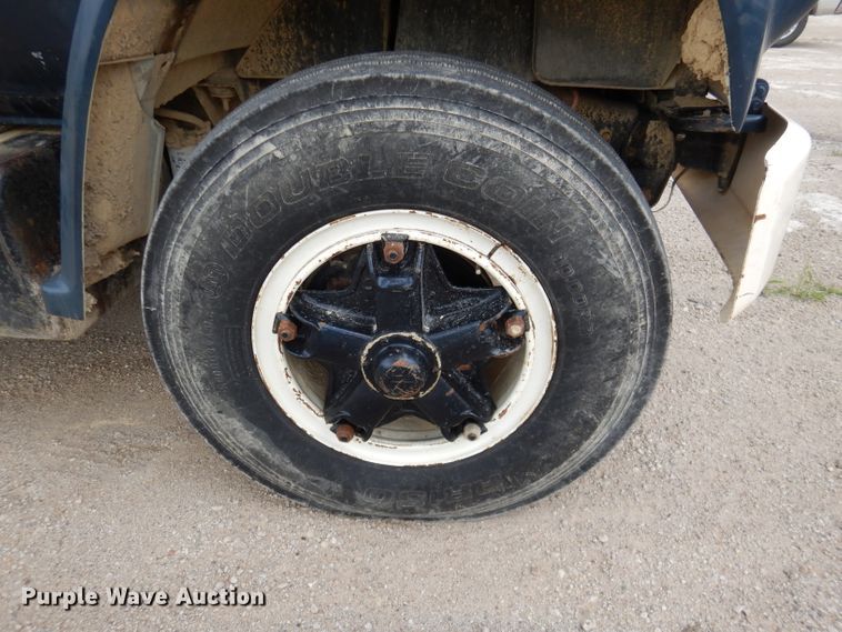 image for item DL3361 1985 GMC C7000  crane truck