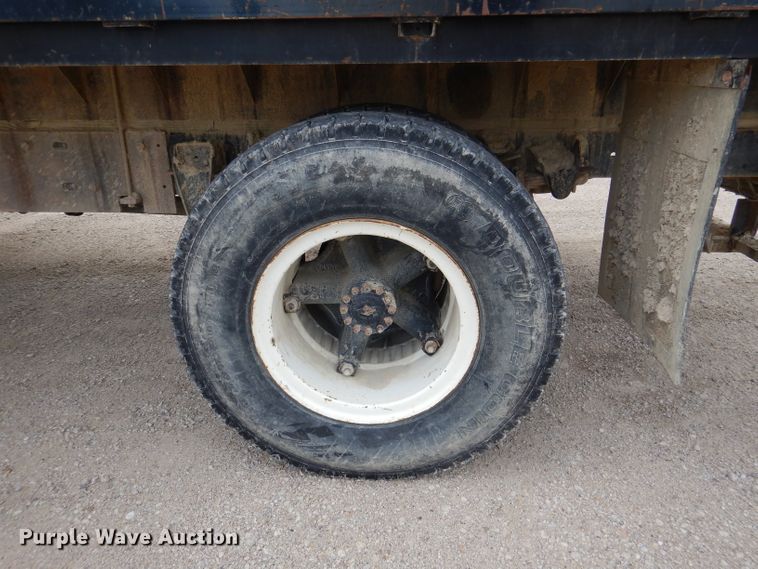 image for item DL3361 1985 GMC C7000  crane truck