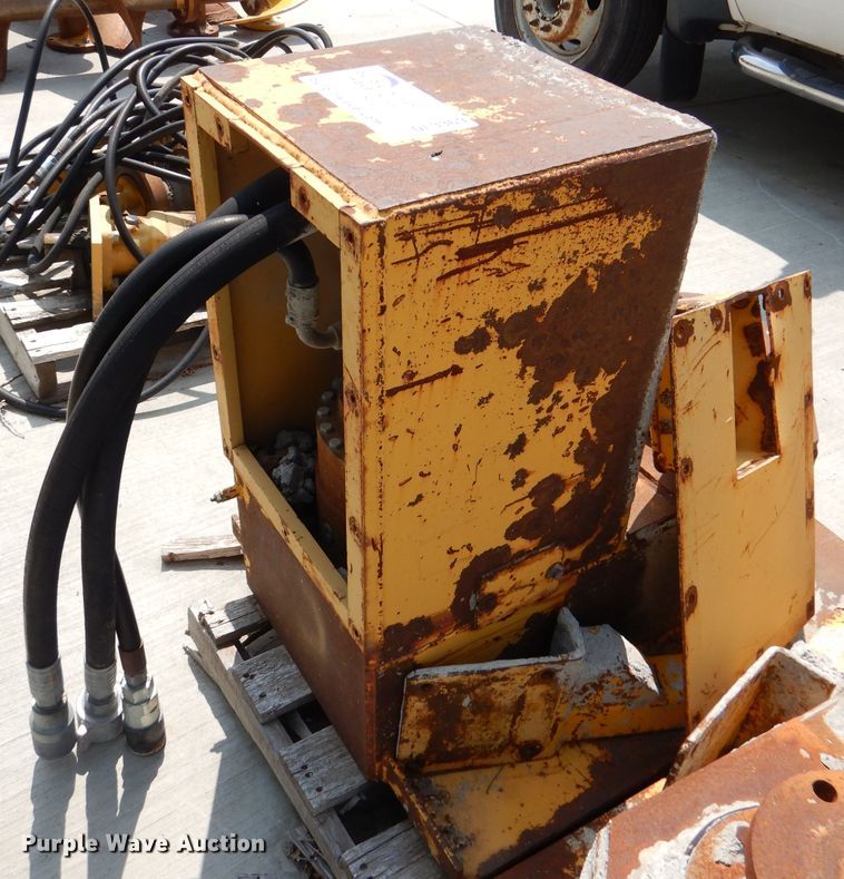 image for item DL3369 Gomaco  auger system