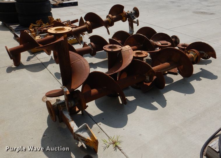 image for item DL3369 Gomaco  auger system