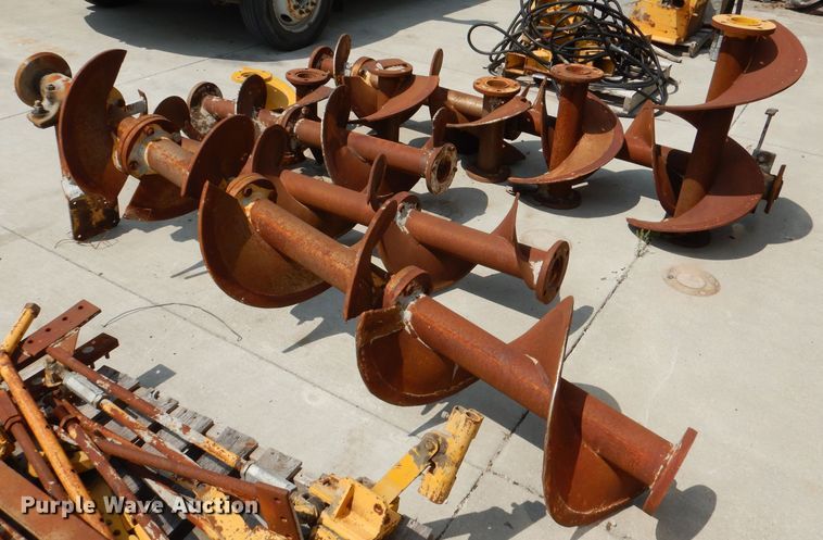 image for item DL3369 Gomaco  auger system