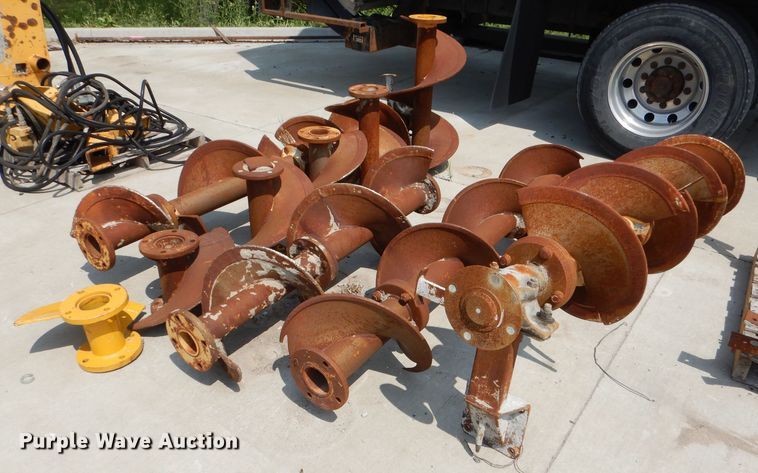 image for item DL3369 Gomaco  auger system