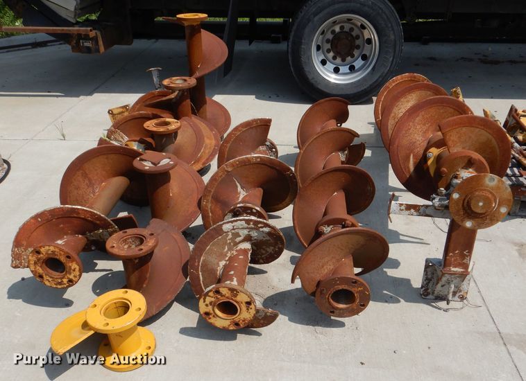 image for item DL3369 Gomaco  auger system