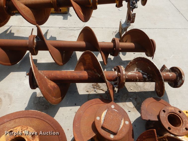 image for item DL3369 Gomaco  auger system