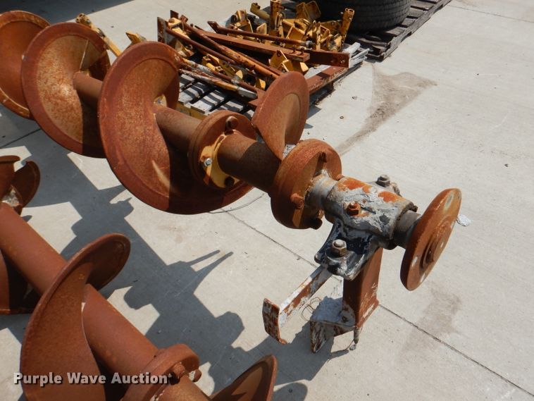 image for item DL3369 Gomaco  auger system