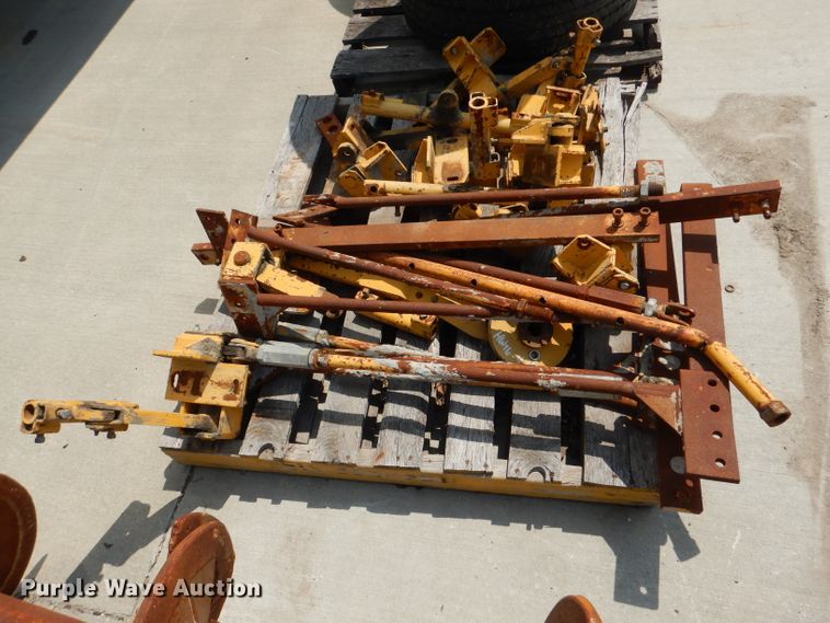 image for item DL3370 Gomaco Series 5000  paver parts