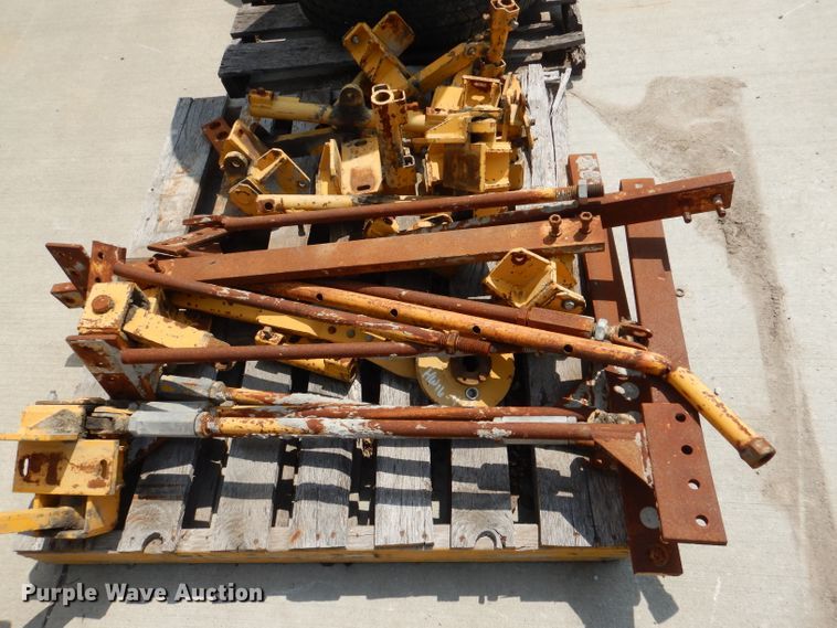 image for item DL3370 Gomaco Series 5000  paver parts