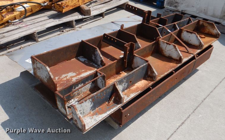 image for item DL3372 Skirt extension