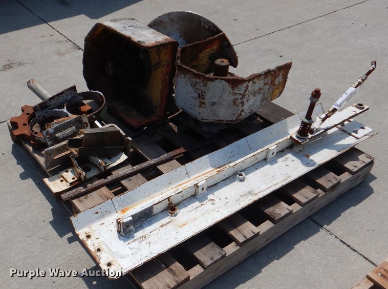 image for item DL3373 Paver parts