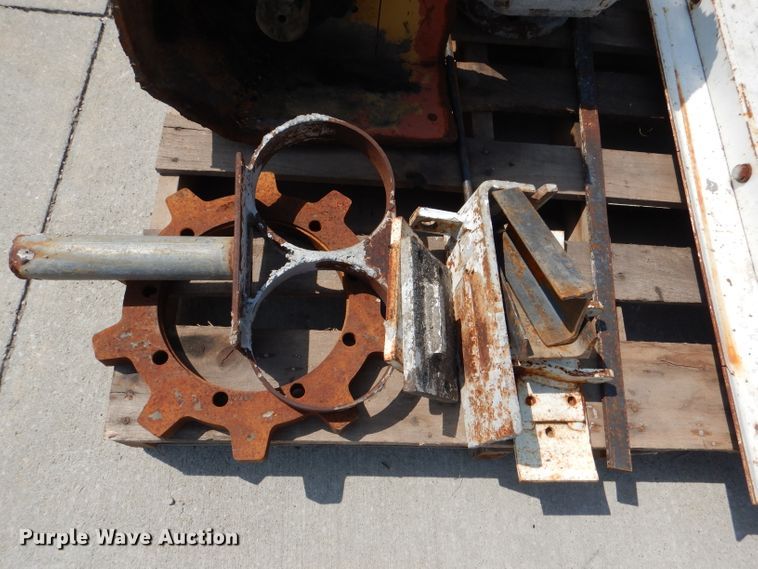 image for item DL3373 Paver parts