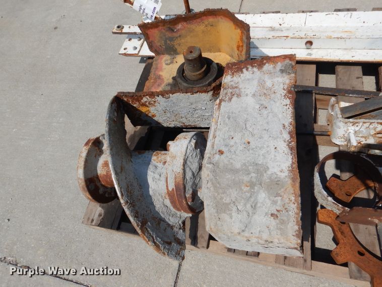 image for item DL3373 Paver parts