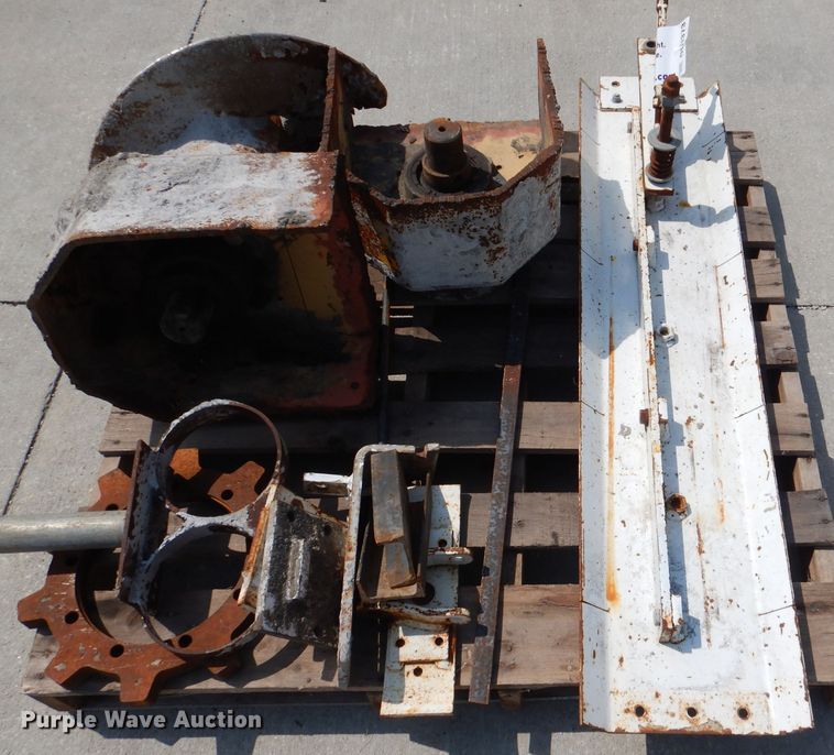 image for item DL3373 Paver parts