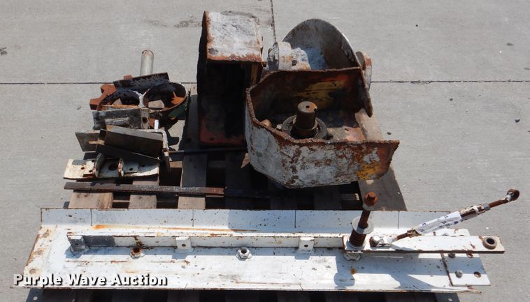 image for item DL3373 Paver parts