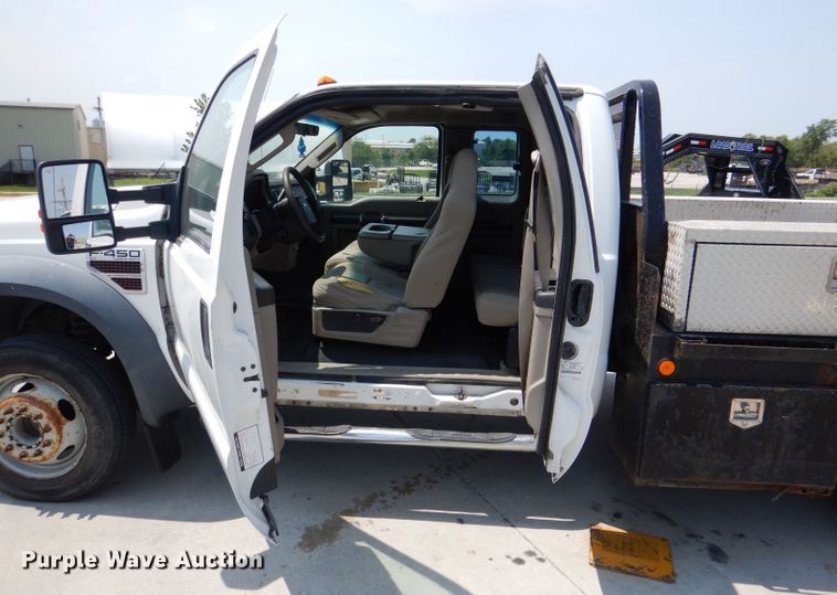 image for item DL3379 2008 Ford F450 Super Duty  flatbed truck