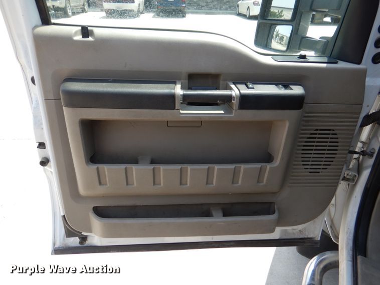 image for item DL3379 2008 Ford F450 Super Duty  flatbed truck